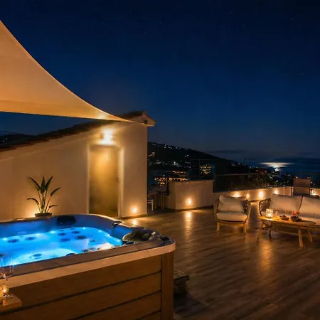 Mare Vista Rooftop Penthouse Sea View & Private Jacuzzi * Trogir