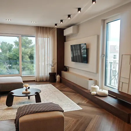 Mare Vista Rooftop Penthouse Sea View & Private Jacuzzi