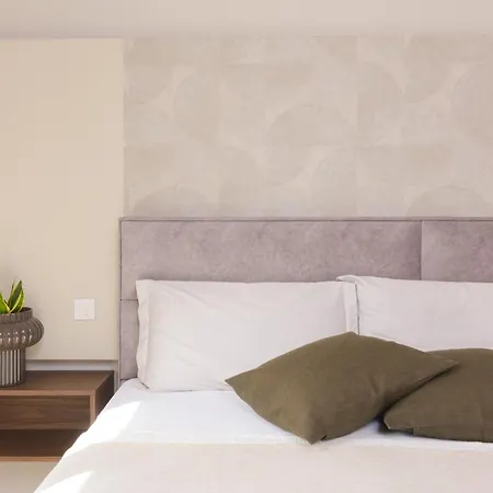 Mare Vista Rooftop Penthouse Sea View & Private Jacuzzi * Trogir