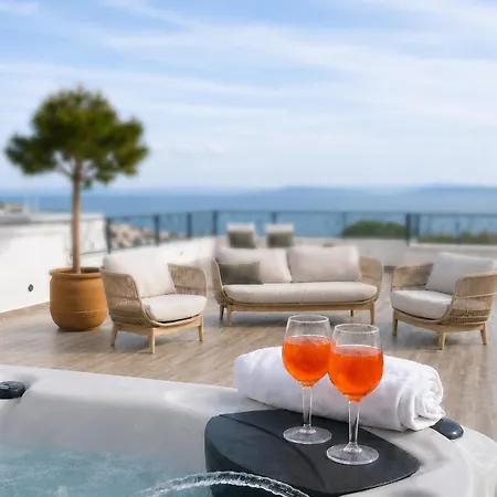 Appartement Mare Vista Rooftop Penthouse Sea View & Private Jacuzzi Trogir
